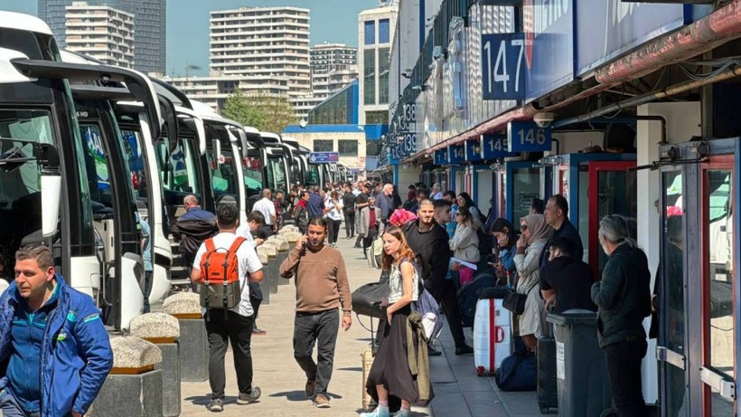 Ramazan Bayramı Öncesi Fırsatçılar İş Başında: Otobüs ve Uçak Bileti Fiyatları Uçtu - Resim: 4