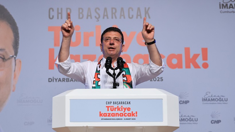 İmamoğlu'ndan Diyarbakır'da 'Kayyım' Mesajı! 'Milletin İradesine Çökmesinler Diye Yola Çıktık' - Resim : 3