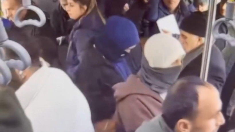 472 Yıllık Hapis Cezasını Erteleten Akılalmaz Yöntem… 189 Ayrı Suçtan Kaydı Olan Kadının Büyük Oyunu İfşa Oldu - Resim : 2