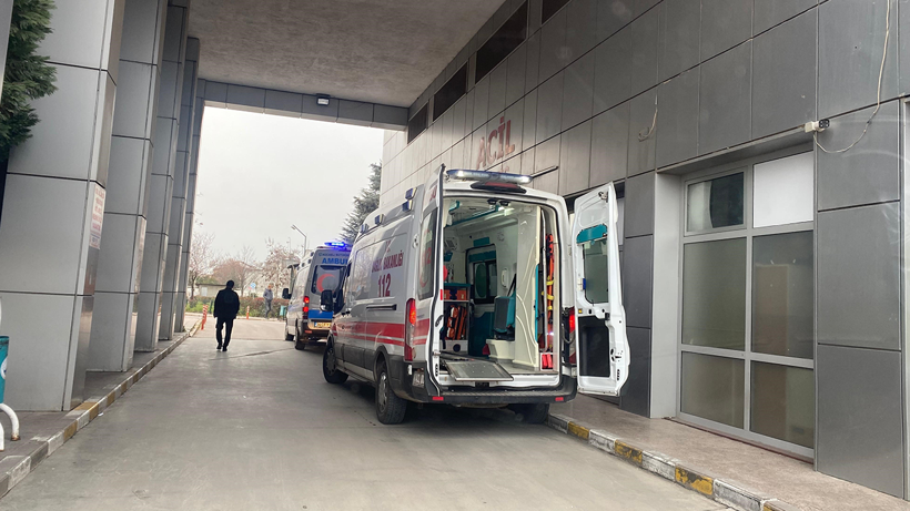 300 Kişi Hastaneye Koştu, Bir Mahalle Diken Üzerinde… Saniyeler İçinde Hepsi Aynı Şeyi Yaşadı - Resim : 1