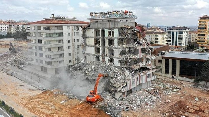 6 Şubat Depremlerinde 25 Kişiye Mezar Olmuştu, Pamukkale Sitesi Davasında Karar Çıktı - Resim : 2