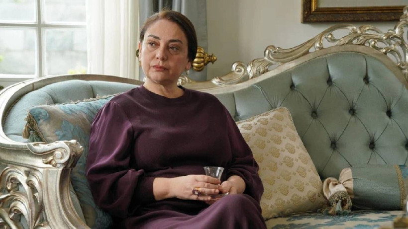 Kızılcık Şerbeti'nde Yaprak Dökümü! Pembe'den Sonra Bir Ayrılık İddiası Daha Bomba Gibi Düştü - Resim: 2