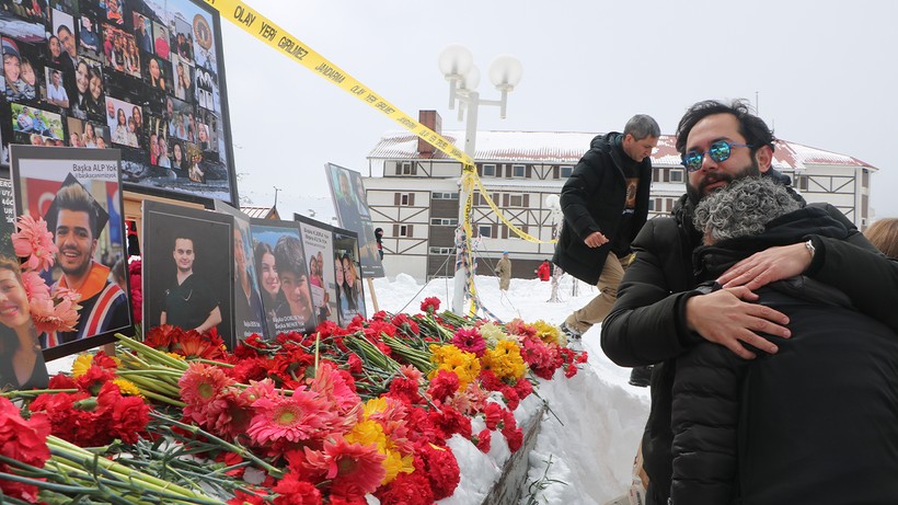 'Kabus Oteli'nde Yürek Yakan Buluşma… İsimler Farklı Acı Aynı - Resim : 3
