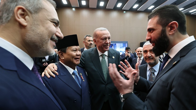 Cumhurbaşkanı Erdoğan’dan Art Arda Diplomasi Trafiği! 3 Günde 15 Liderle Görüştü - Resim : 9