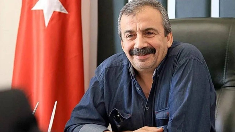 Sırrı Süreyya Önder'le Gündeme Geldi: Aort Anevrizması (Aort Yırtılması) Neden Olur, Belirtileri Neler? - Resim: 1