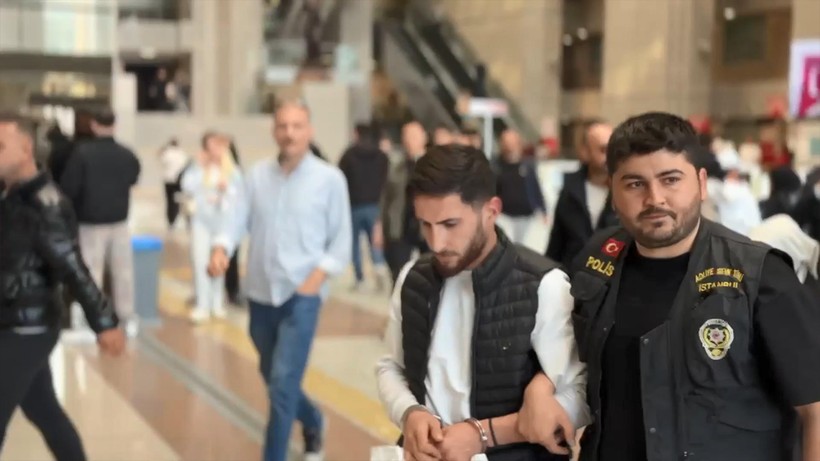 Sosyal Medyada Tepkiler Çığ Gibi Büyümüştü, Zihinsel Engelli Kızının Nişanlısı ile Kaçan Kayınvalide ve Damat Tutuklandı - Resim : 2
