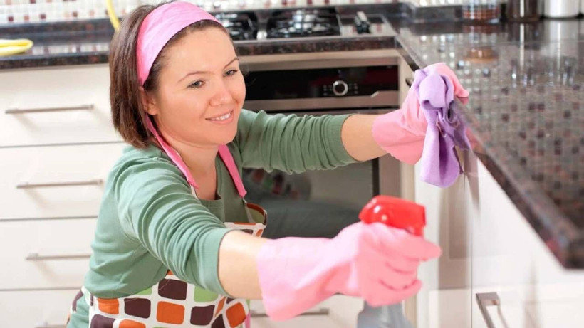 Ev Kadınlarına Emeklilik Kapısı Aralanıyor: Devlet Parayı Kendi Ödeyecek! İşte Yıllardır Beklenen Yeni Model - Resim: 1