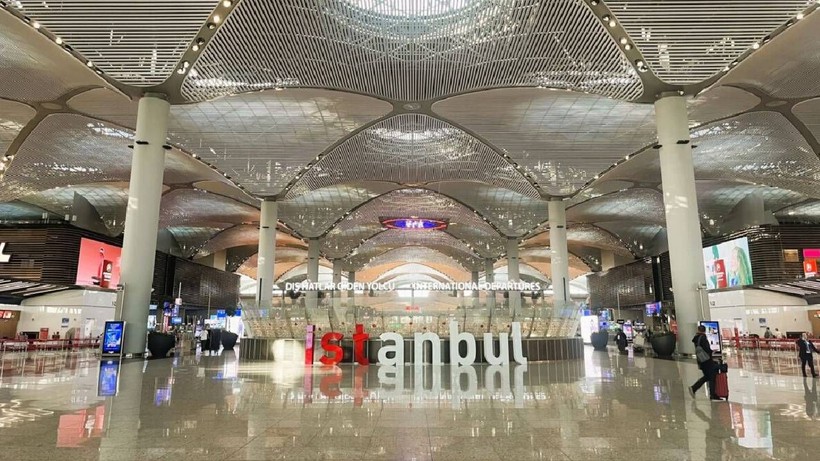 İstanbul Havalimanı'nda Fiyatlar Çıldırdı! Burada Karnını Doyuran, Cebini Boşaltıyor! Avrupa Bu Fiyatları Konuşuyor - Resim: 3