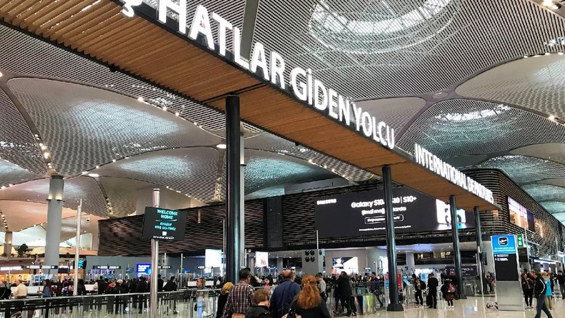 İstanbul Havalimanı'nda Fiyatlar Çıldırdı! Burada Karnını Doyuran, Cebini Boşaltıyor! Avrupa Bu Fiyatları Konuşuyor - Resim: 1