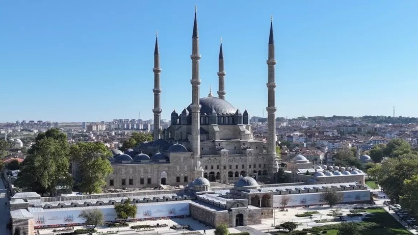 Yatırımcının ‘Yeni İstanbul’u Oldu, Kapış Kapış Ev ve Arsa Alıyorlar! İstanbul’un Dibinde, Büyük Kazandırıyor - Resim: 2