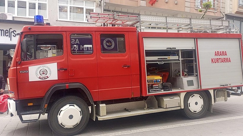 Zonguldak’ta İşyerinde Çıkan Yangın Korkuttu - Resim : 1