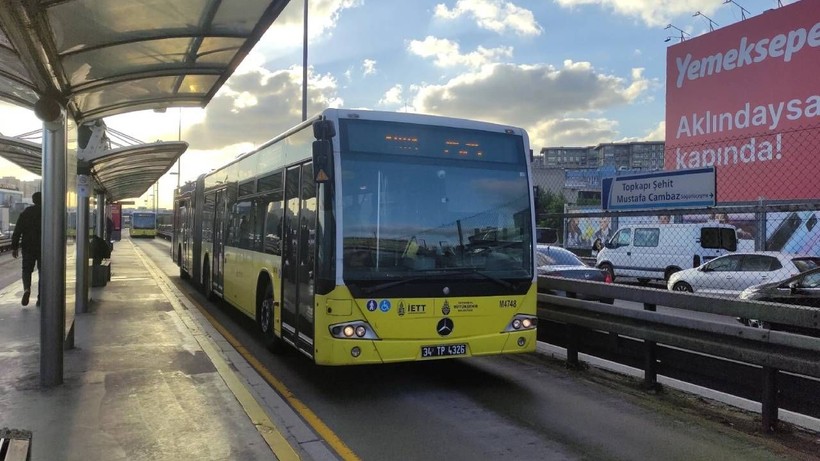 1 Mayıs'ta Hangi Toplu Taşıma Hatları Ücretsiz Olacak? İETT, MARMARAY, Metro, Metrobüs, Vapur Seferlerine Para Verilecek mi - Resim: 1