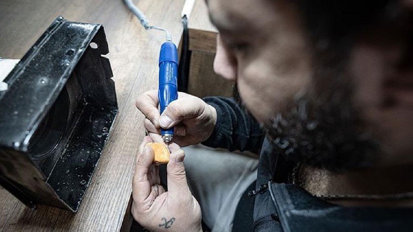 Rusya’dan Özel Getirtti, Evinde 2 Ay Uğraştı! Şimdi 450 Bin TL’ye Satıyor - Resim: 2