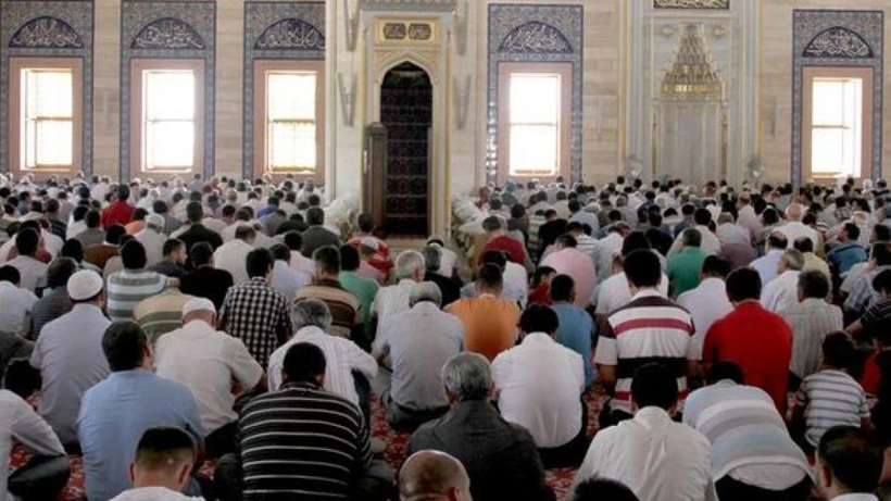 Diyanet’ten Tartışma Yaratacak ‘Cuma’ Hutbesi! 'Dostlukla Başlayan Kadın Erkek Arkadaşlıkları Zina Batağına Çekiyor' - Resim : 2