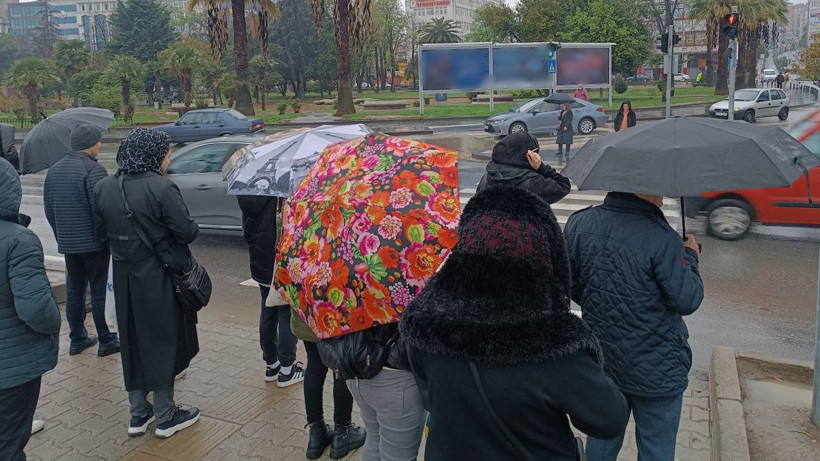 Türkü Gerçeğe Dönüştü... Çarşamba'yı Sel Aldı! Samsun En Çok Yağış Alan İl Oldu - Resim : 1