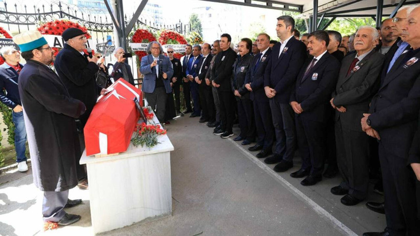 Yavuz Top Son Yolculuğuna Uğurlandı - Resim : 1