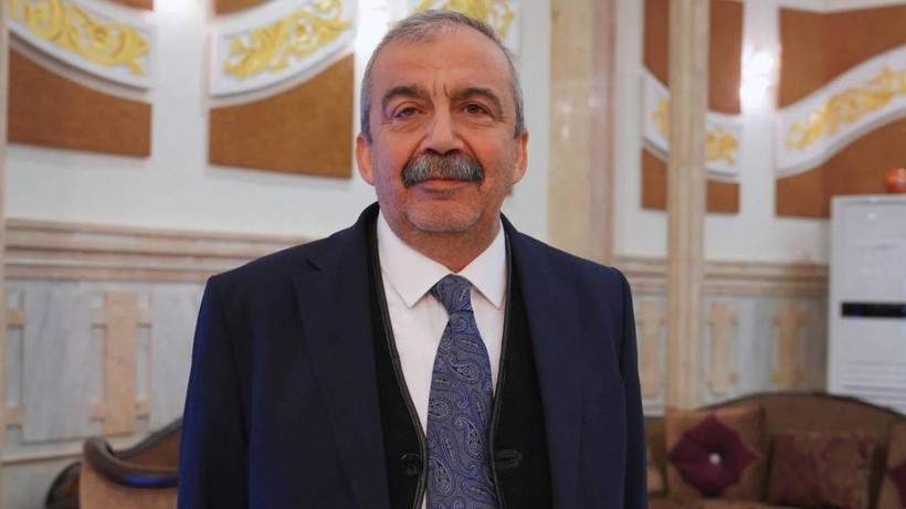 DEM Partili Vekil Meclis'te Önder'i Andı, Gözyaşlarını Tutamadı: 'Bir Mucize Olarak Geldi...' - Resim : 2