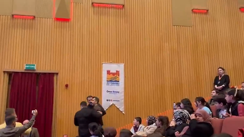 Bakan Tekin ve Atanamayan Öğretmen Arasında Tansiyon Yükseldi! 'Sen Megaloman Bir Çocuksun' - Resim : 2