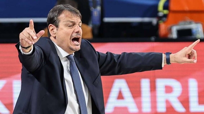 Ergin Ataman'ın Siniri Bozuldu - Resim: 3