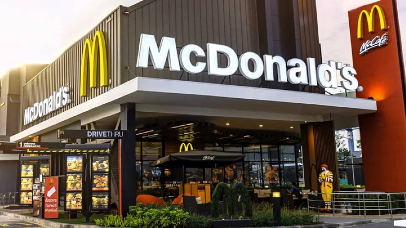 McDonald's Şubesinden Tartışmalı Karar: Yaş Sınırlaması Getirildi! Gençlerin Girmesi Yasaklandı - Resim: 2