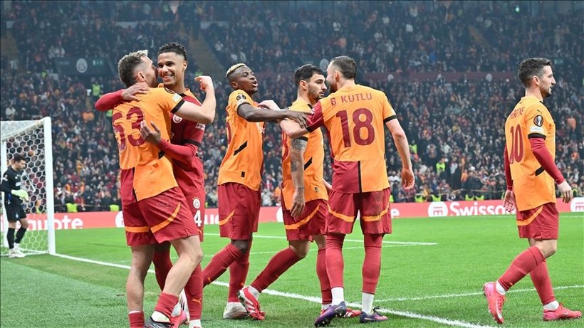 Galatasaray'ın Transfer Listesi Sızdırıldı! Bu İsimler Osimhen'i Unutturur - Resim: 1