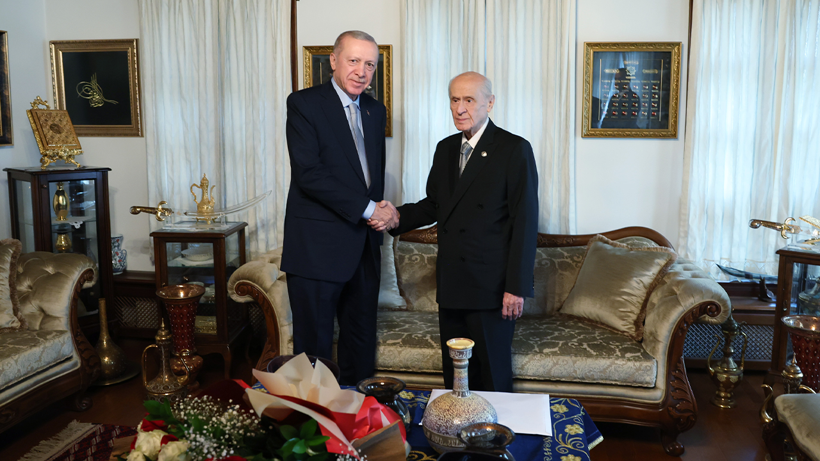 MHP Lideri Bahçeli'den Yeni Süreç İçin Sabır Çağrısı ve Uyarı: 'Terörsüz Geleceğin Kalın Perdesi Aralandı' - Resim : 2