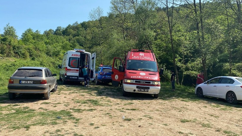 Kocaeli’de Acı Olay! 16 Yaşındaki Çocuk Feci Şekilde Can Verdi - Resim : 2