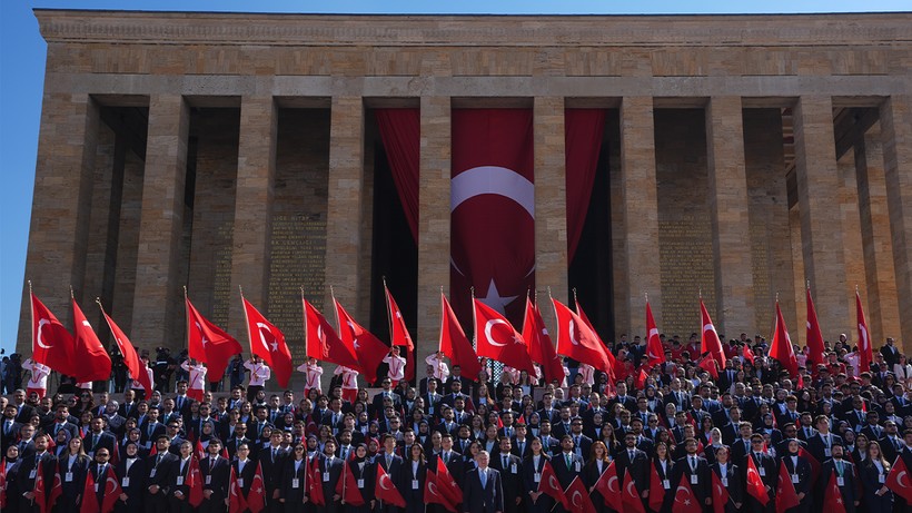 Anıtkabir’de 19 Mayıs Coşkusu! 81 İlden Gençler Akın Etti - Resim : 3