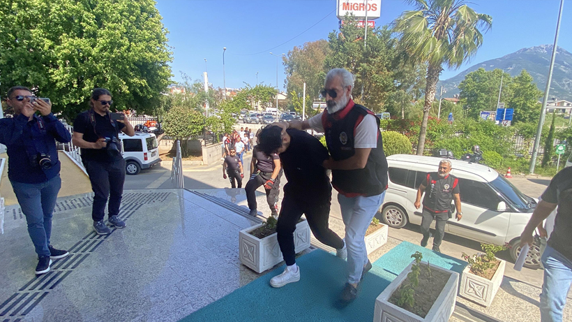 Genç Kadına Kabusu Yaşatmışlardı! Akaryakıt İstasyonundaki Dehşette 3 Eşkıyaya Kelepçe - Resim : 3