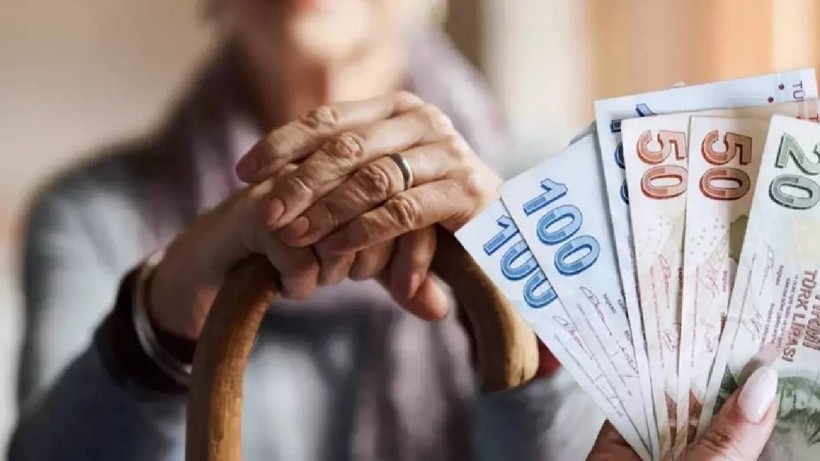 SGK Uzmanı Özgür Erdursun'dan Emeklilere Ek Zam Sürprizi: SSK, Bağkur ve Tüm Emeklileri Kapsayacak - Resim: 1