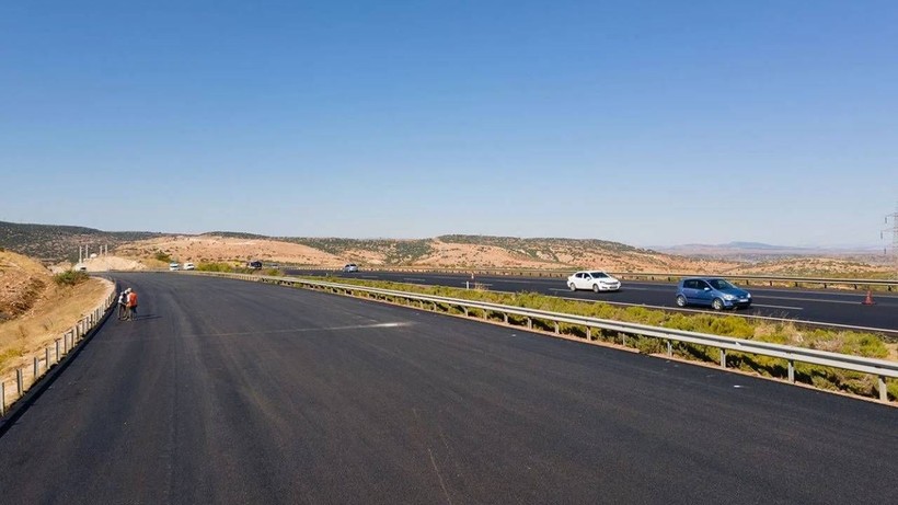 Türkiye'de Sürücülerin En Çok Kaza Yaptığı Yollar Belli Oldu: İşte İl İl En Tehlikeli Güzergahlar - Resim: 1