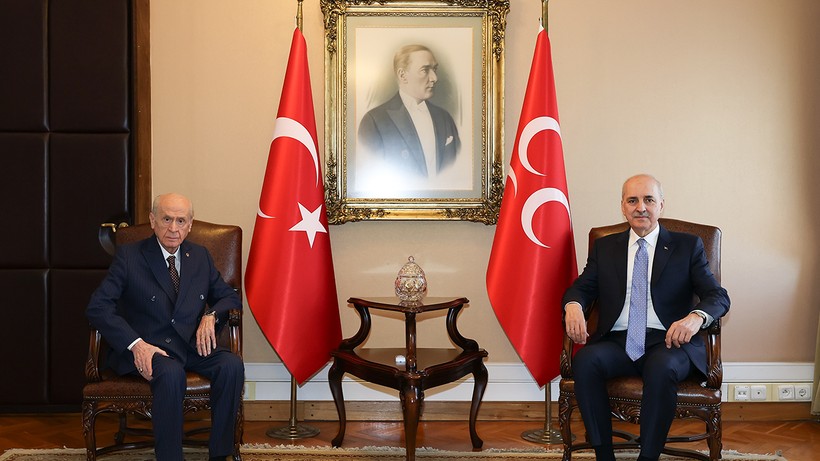 Meclis’te Komisyon Kurulacak mı? Bahçeli ile Görüşen Numan Kurtulmuş Açıkladı - Resim : 1