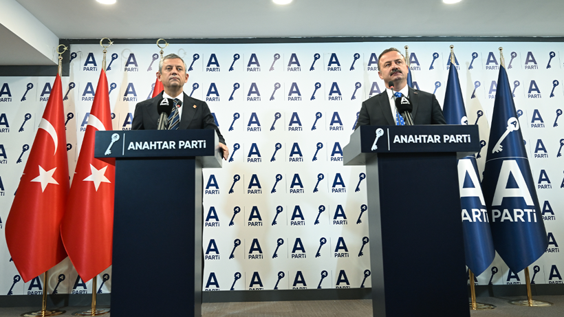 Özgür Özel'den İzmir'deki Grev İçin Kritik Mesaj: 'Kimse Greve Çıkmış İşçiye Laf Söylememizi Beklemesin' - Resim : 5