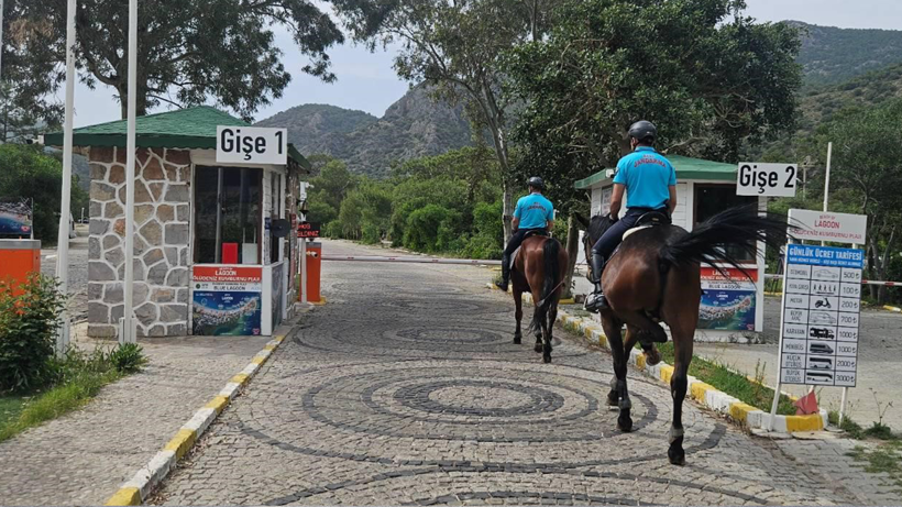 Görenler Telefonuna Sarıldı! Ne Arabalı Ne de Motosikletli… Muğla’da Şaşırtan Güvenlik Timi - Resim : 1