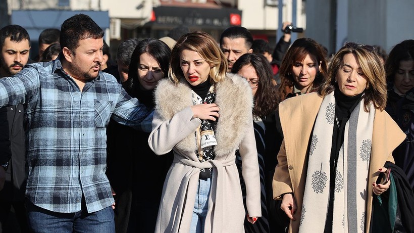 Feyza Altun'dan Şoke Eden Savunma! Dilan Polat ile Neden Görüştü? Bu Kareler Gündem Olmuştu. - Resim : 5