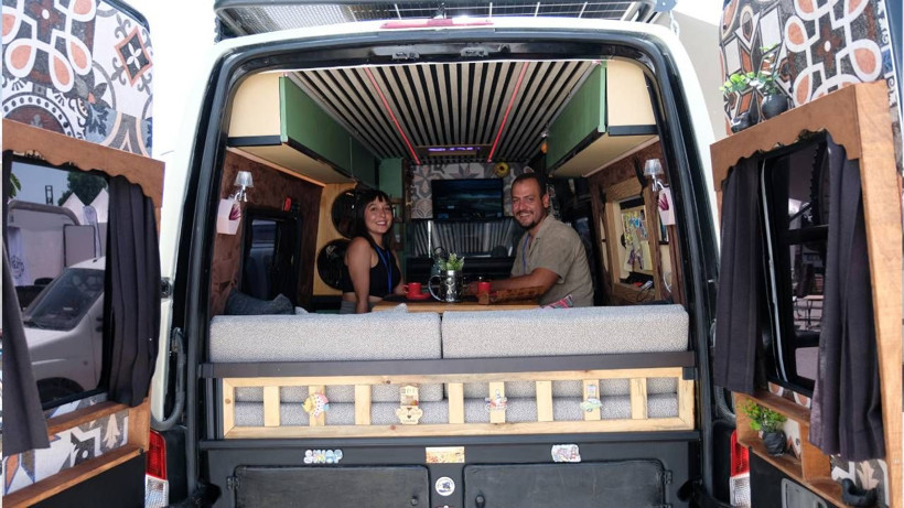 Düğünde Kiraladıkları Araç Hayatlarını Kökten Değiştirdi: İşlerinden İstifa Ettiler, 3 Yılda 50 İl Gezdiler - Resim: 4