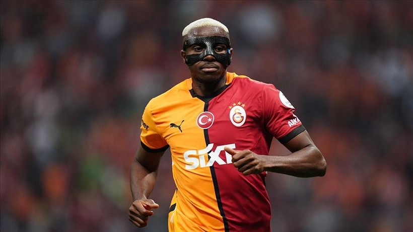 Osimhnen İçin Olay Sözler: 'Utanç Verici' - Resim: 5