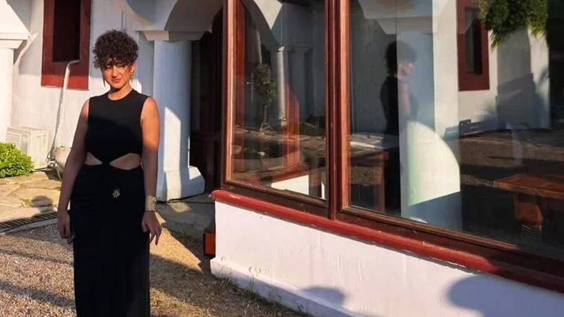 Ecem Erkek 'Partnerin Makbulü' Diyerek Paylaştı - Resim : 1