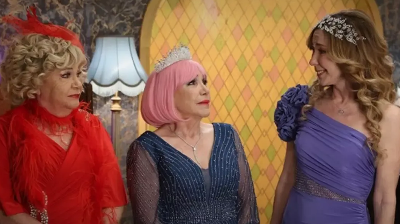 Sihirli Annem'in 'Perihan Peri'si Ünlü Oyuncu Gül Onat Ateş Püskürdü: 'Zavallısınız' - Resim : 1