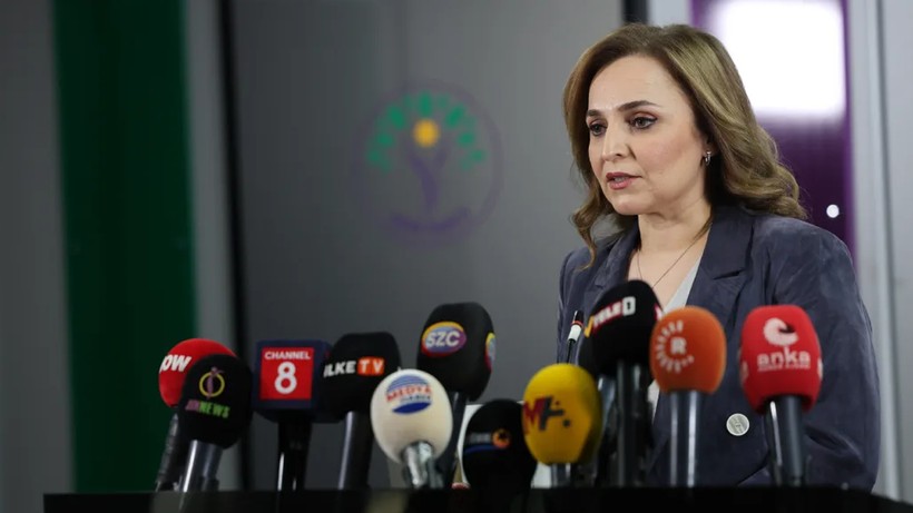 DEM Parti'den Gündem Olacak 'Öcalan' İddiası! İsim İsim Saydılar, Hepsiyle Görüşecek - Resim : 1
