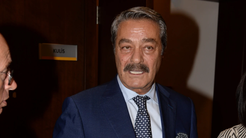 Yeşilçam'ın Hırçın Yakışıklısı Kadir İnanır'dan Aylar Sonra İlk Fotoğraf! Son Hali Ortaya Çıktı - Resim : 1