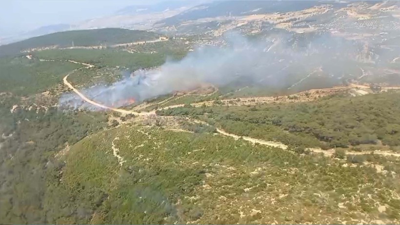 İzmir'de Orman Yangını! 150 Ev ve İş Yerinde Tahliye - Resim : 2