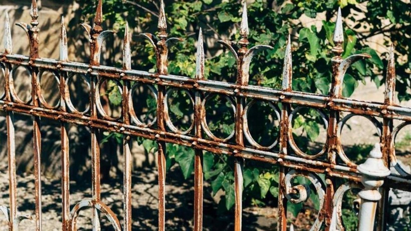 Balkon Demirlerindeki Pası Anında Yok Ediyor! İlk Günkü Gibi Parlayacak - Resim: 2