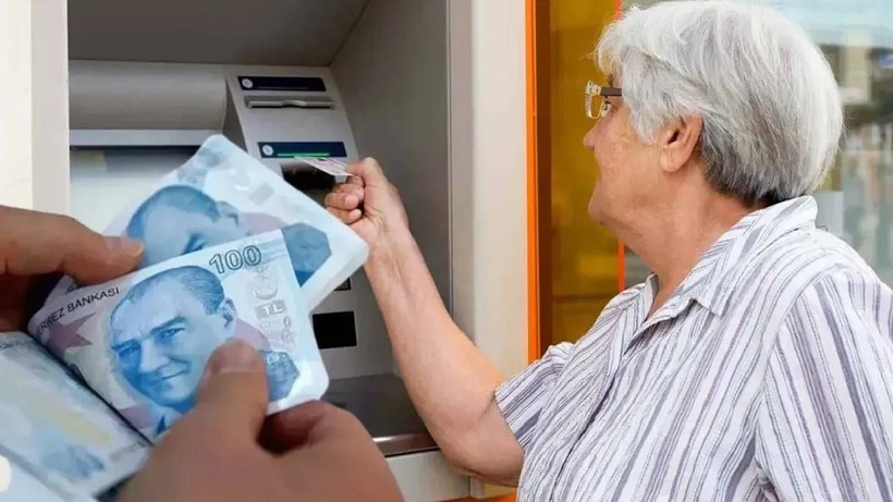 SGK Uzmanı Özgür Erdursun İtiraf Etti: Bu Emeklilerin Maaşında Kesinti Yapılacak - Resim: 1