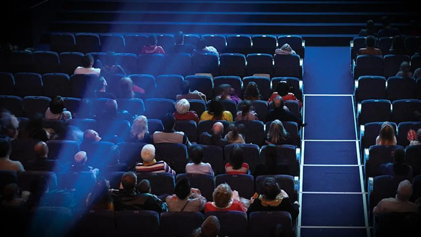 Birbirinden Renkli 9 Yeni Film Beyaz Perdede! Hepsi Bu Hafta Vizyona Girecek - Resim : 1