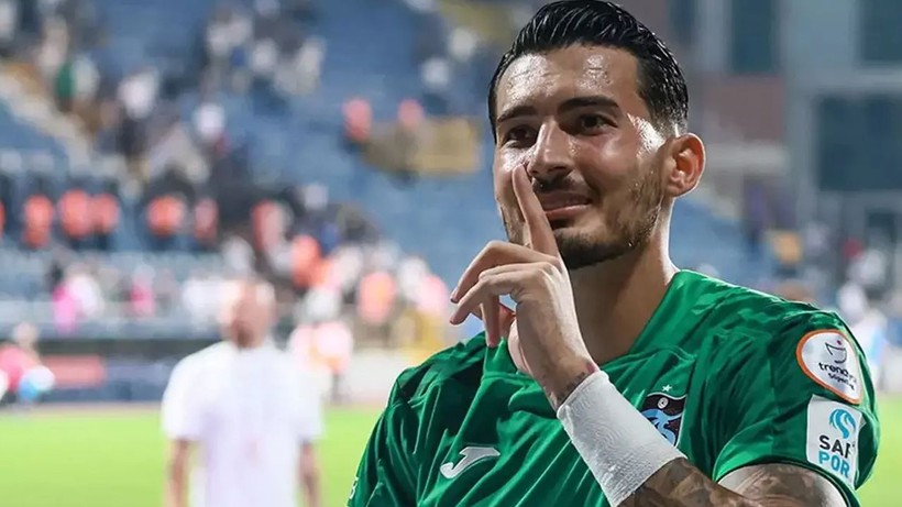 Fenerbahçe Alıyor Derken Galatasaray Devreye Girdi! Bu Transfer Süper Lig'i Fena Karıştıracak - Resim: 4