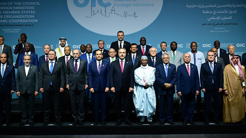 Cumhurbaşkanı Erdoğan, İran Dışişleri Bakanı Arakçi ile Görüştü - Resim : 2