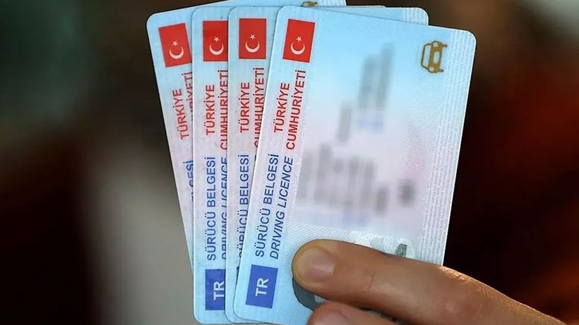 Ehliyette Köprüden Önce Son Çıkış: 7 Bin Liranın Üstüne Çıktı - Resim: 1