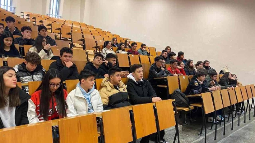 Türkiye'nin En İyi ve Başarılı Üniversiteleri Belli Oldu: 2025 Güncel Listede Zirvedeki Okul Şaşırttı - Resim: 2