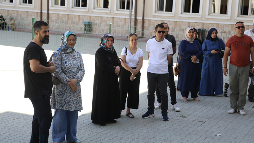 Milyonlarca Aday Ter Döktü: YKS Maratonu Maratonu Sona Erdi - Resim : 2
